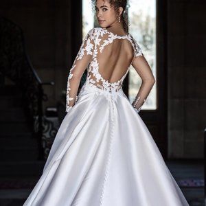 Allure Bridal Wedding Dress